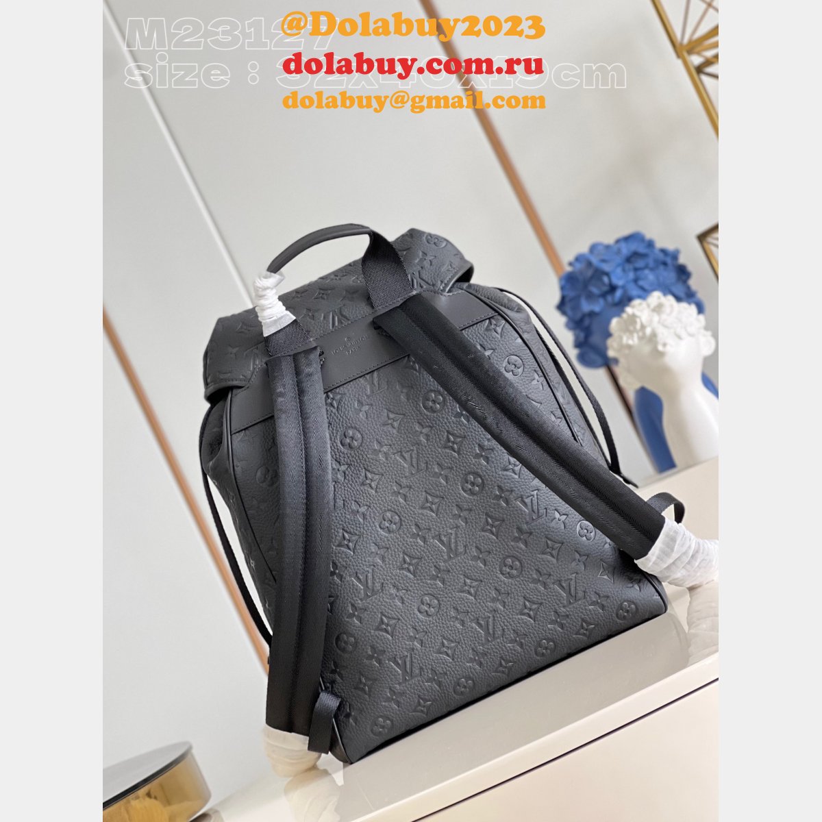 Knockoff Montsouris Backpack Taurillon M23127 Louis Vuitton Men Bag
