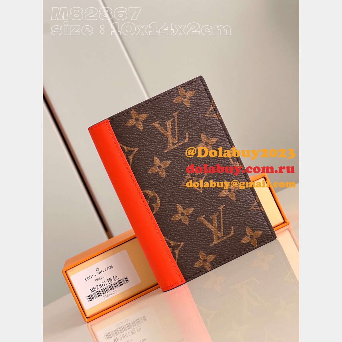 Passport Cover Louis Vuitton M82867 Travel Replica Bag