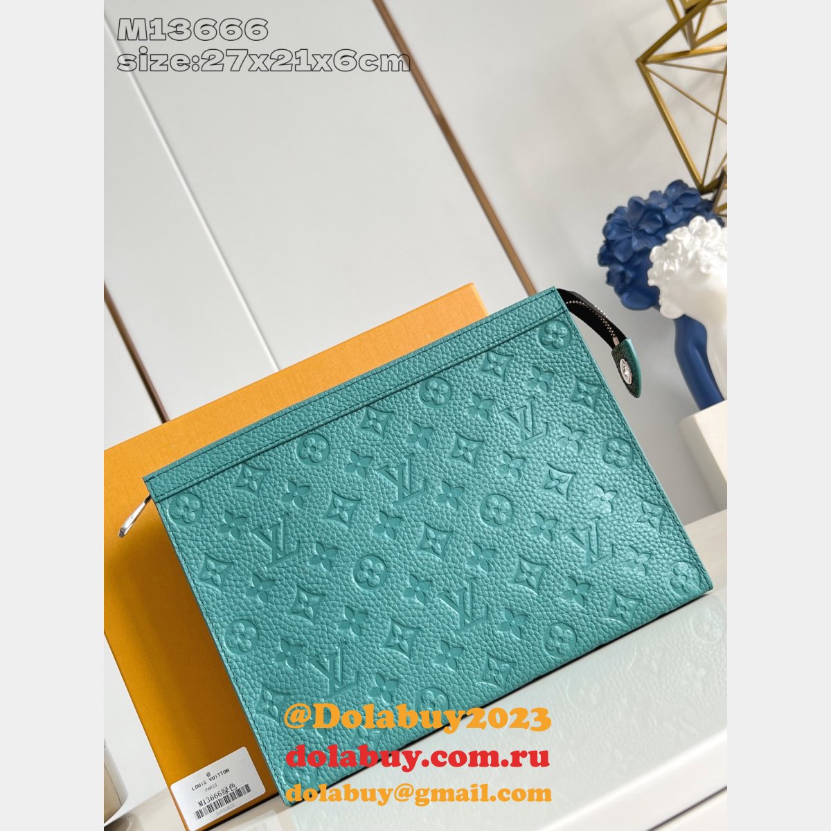 Louis Vuitton Pochette Voyage M13666 Duplicate Taïga Bag
