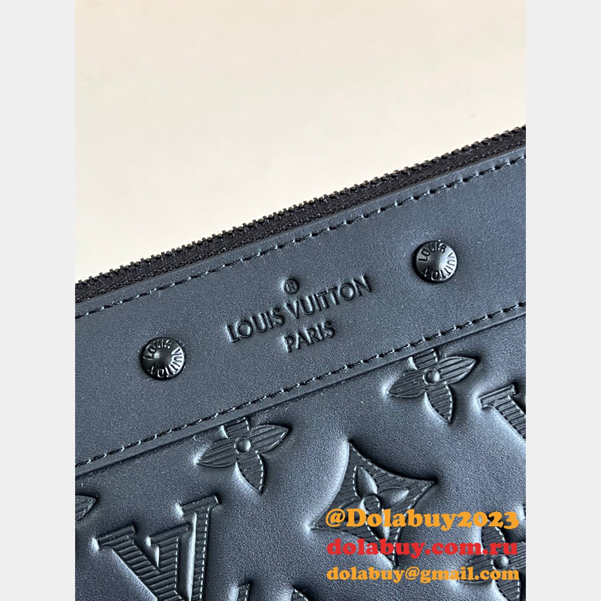 Fashion Louis Vuitton Replica Designer Pochette To-Go M81569 Travel