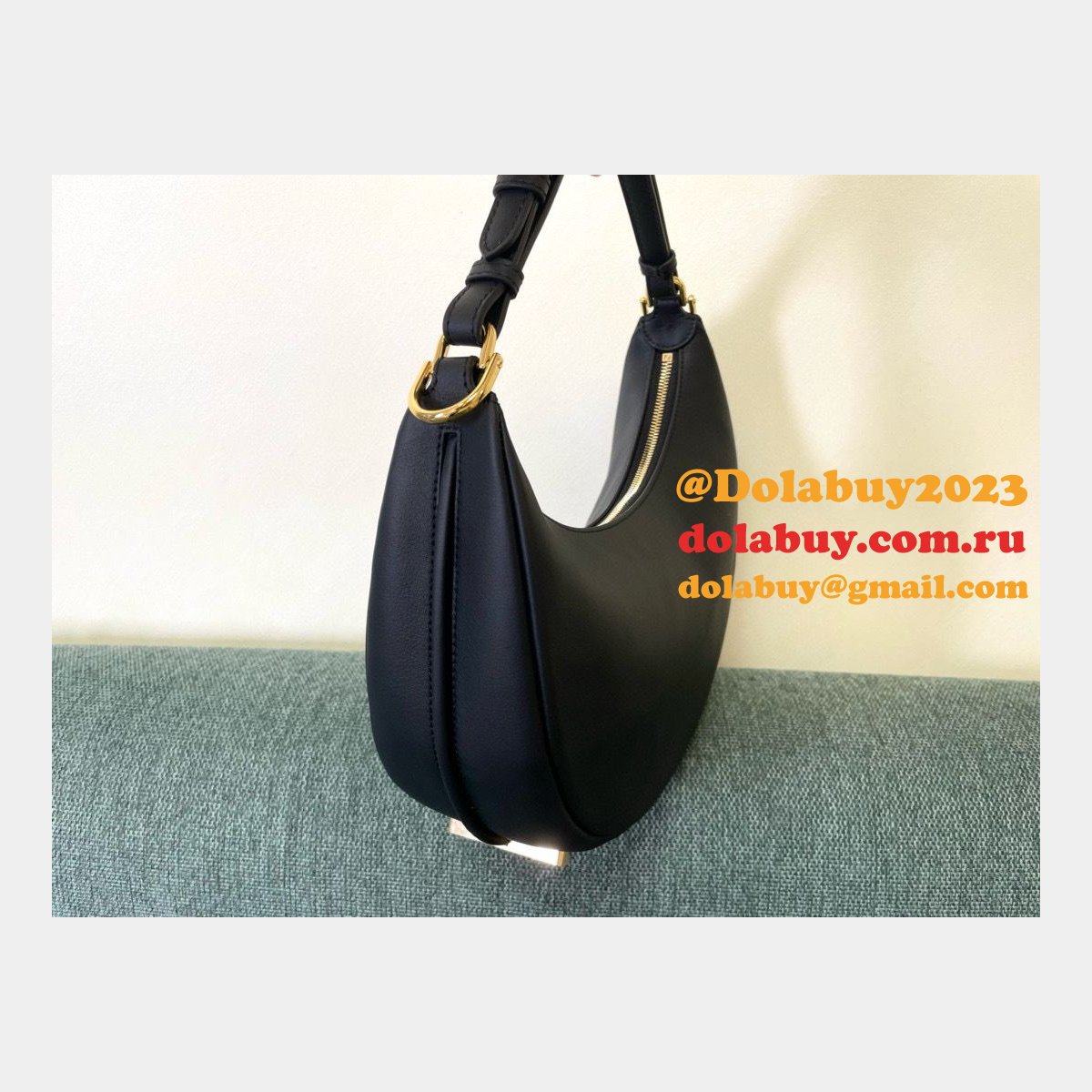 best F**di F**digraphy leather shoulder hobo bag
