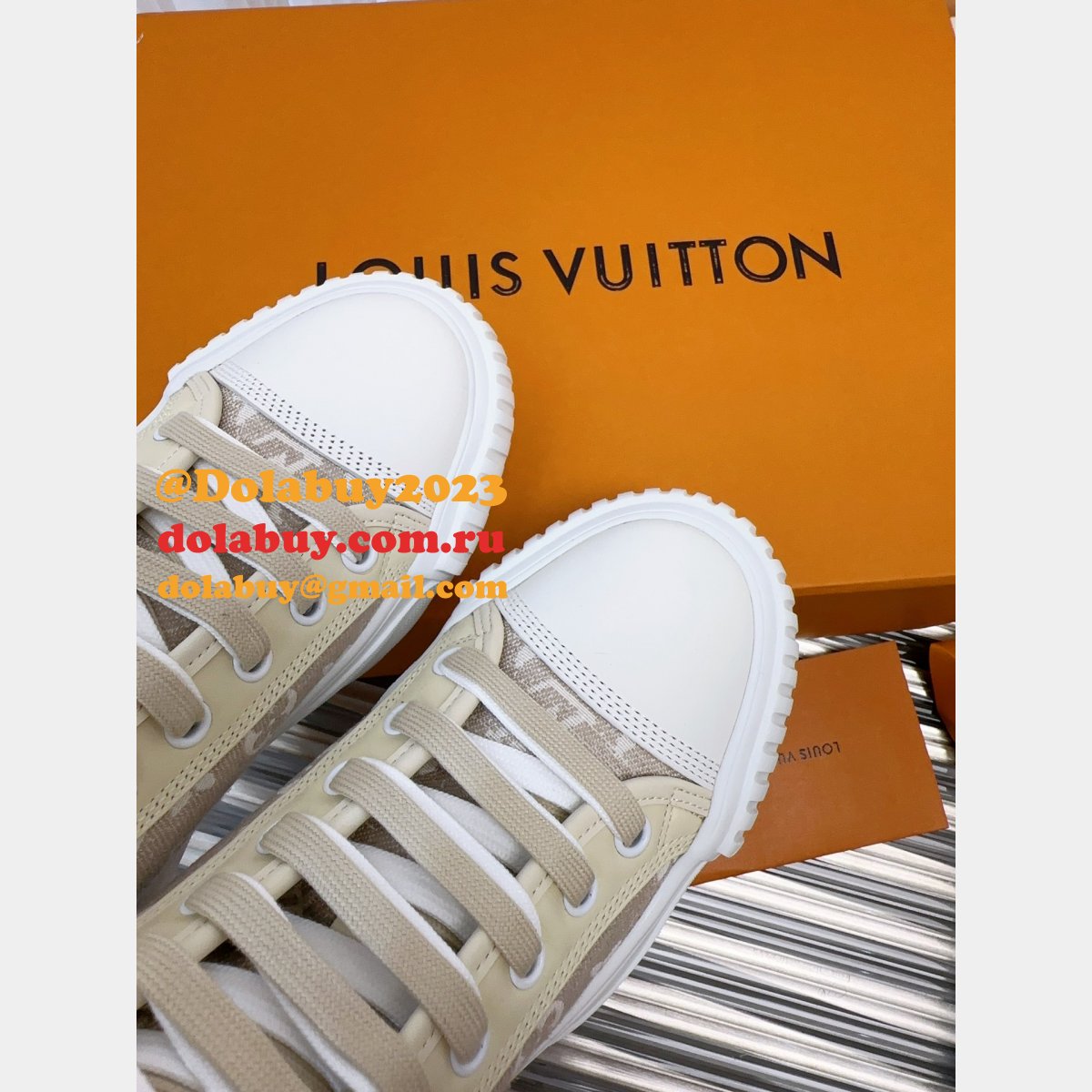 Replica Louis Vuitton Designer Squad Sneaker AAA+ Shoes