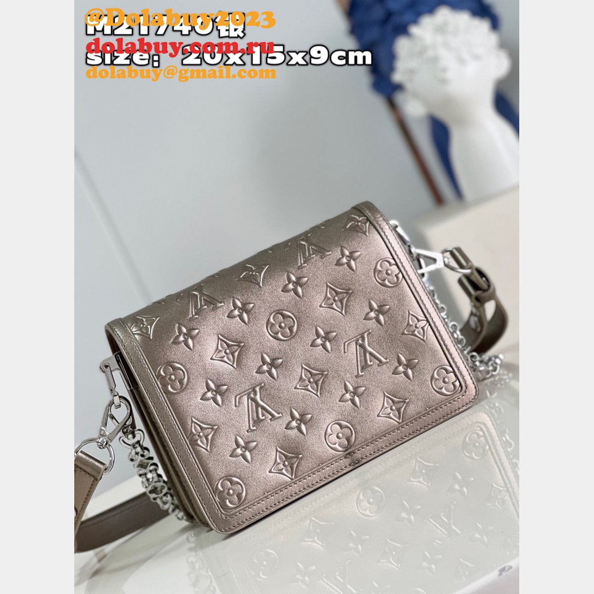 Louis Vuitton M21740 Replica Dauphine H27 Cheap Handbag