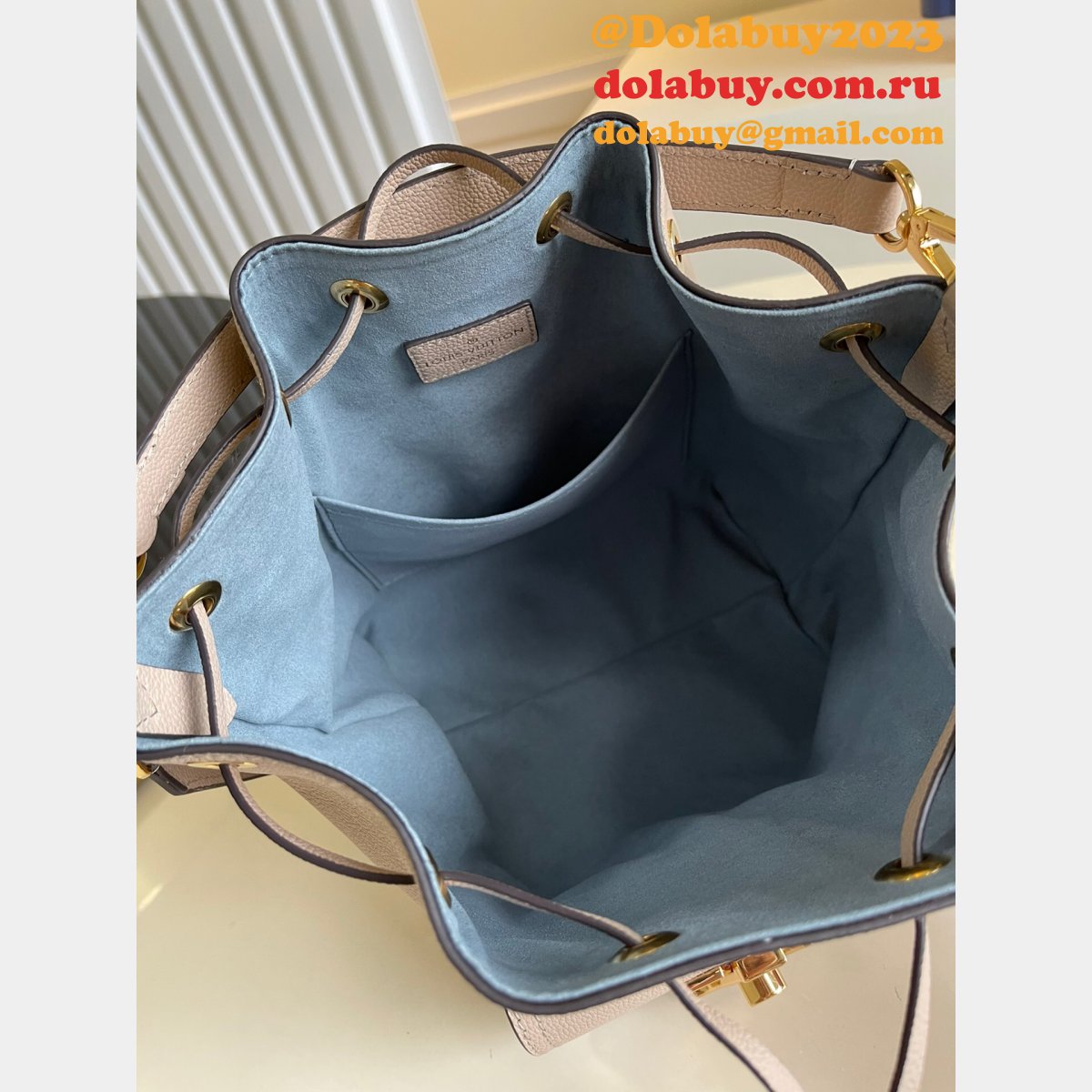 Louis Vuitton Replica Lockme Rock Bucket NV M57688/M57687/M57689 Bag