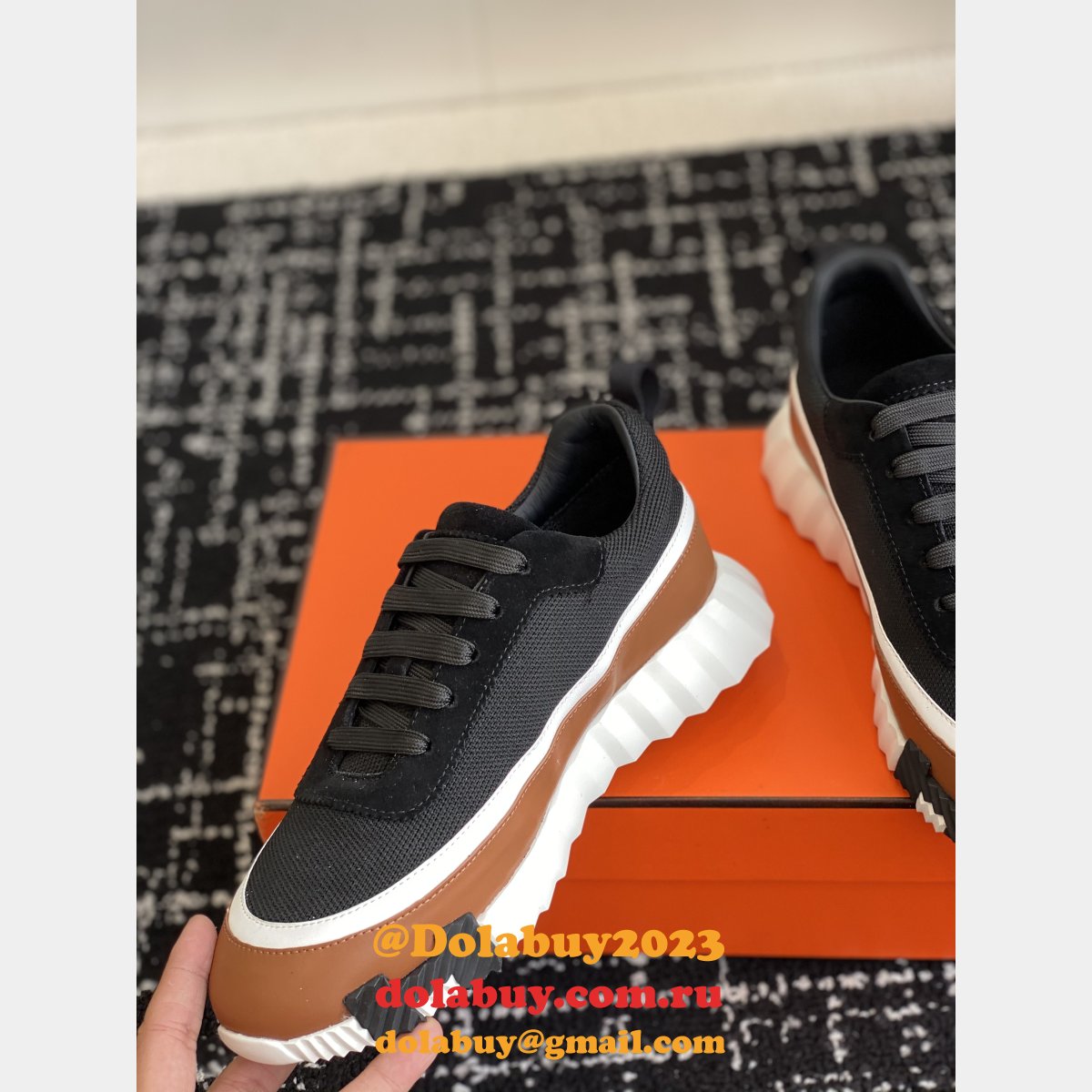 7 Star Hermes Bouncing Sneaker