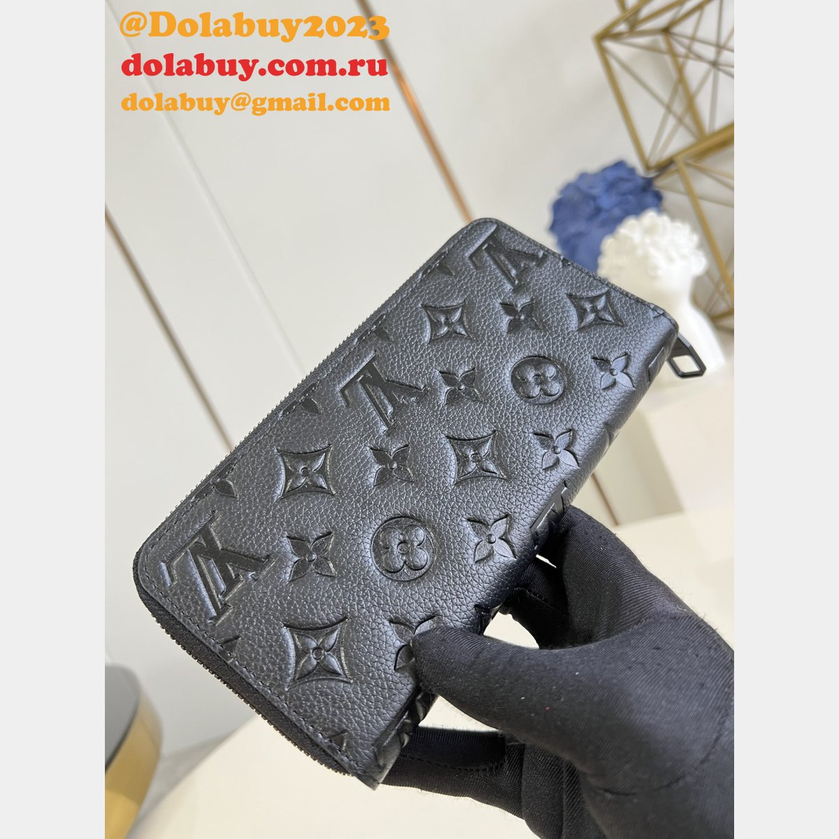 M11721/M31071 Zippy Wallet Horizontal Taiga Taurillon LV Wholesale Replica