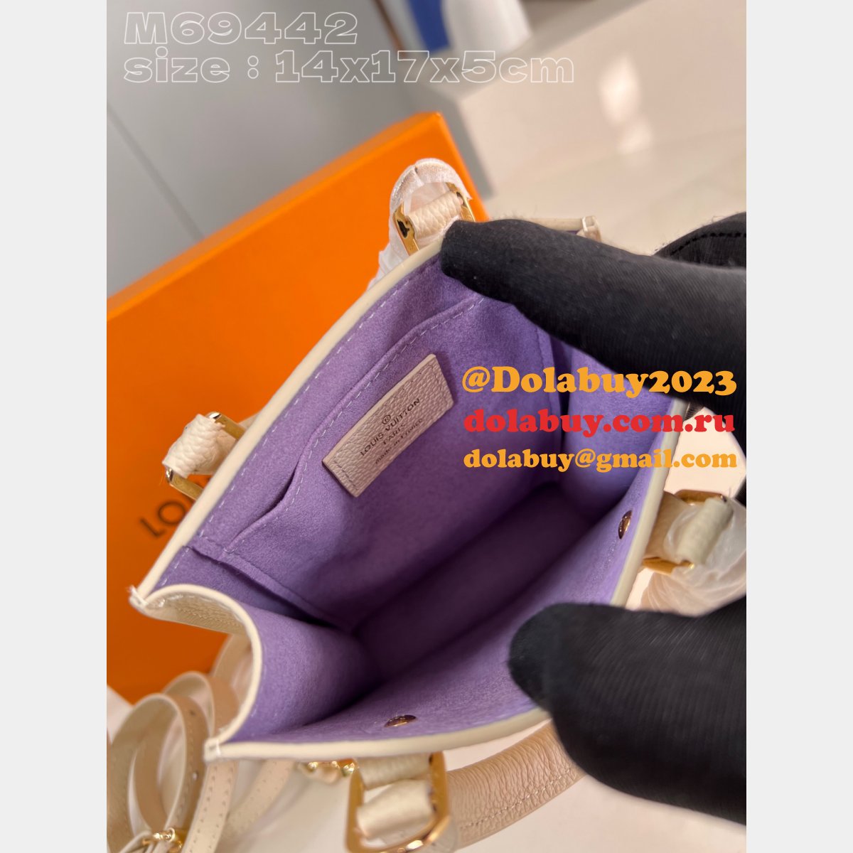 Wholesale Petit Sac Plat Louis Vuitton M69442 Designer Fake Bag