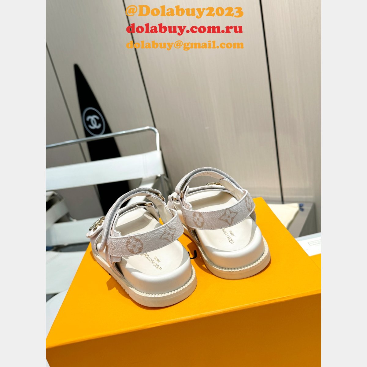 Top Quality LV Sunset Comfort Flat Sandal