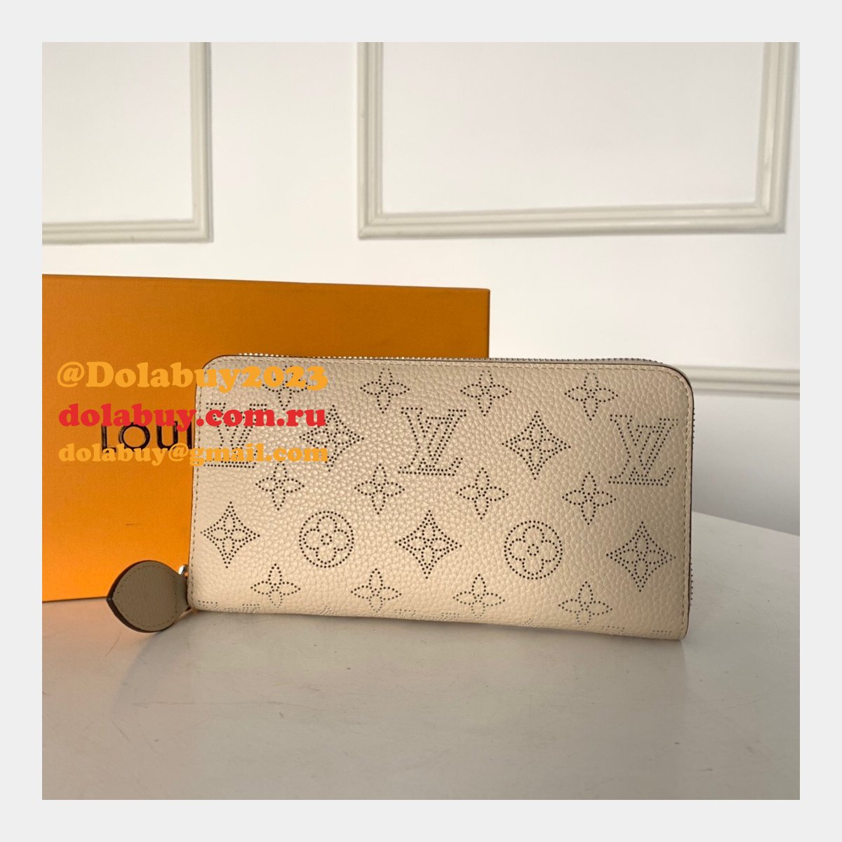 Louis Vuitton M61867 Fake Zippy Wallet Mahina Multiple Colour